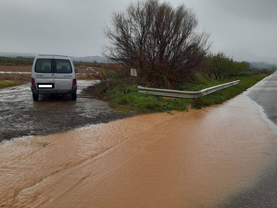 Fotos: La lluvia provoca inundaciones en el regadío de Corera