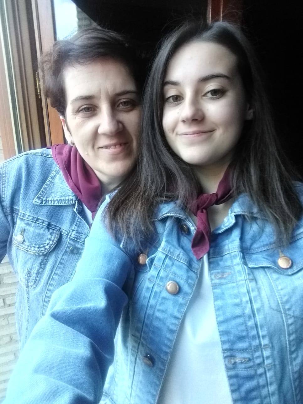 La semana pasada Rincón de Olivedo celebró San Pedro Mártir de Verona. El programa incluyó misa por Facebook, disfraces, gincana, ronda, almuerzo y 'pobre de mí' en los balcones.