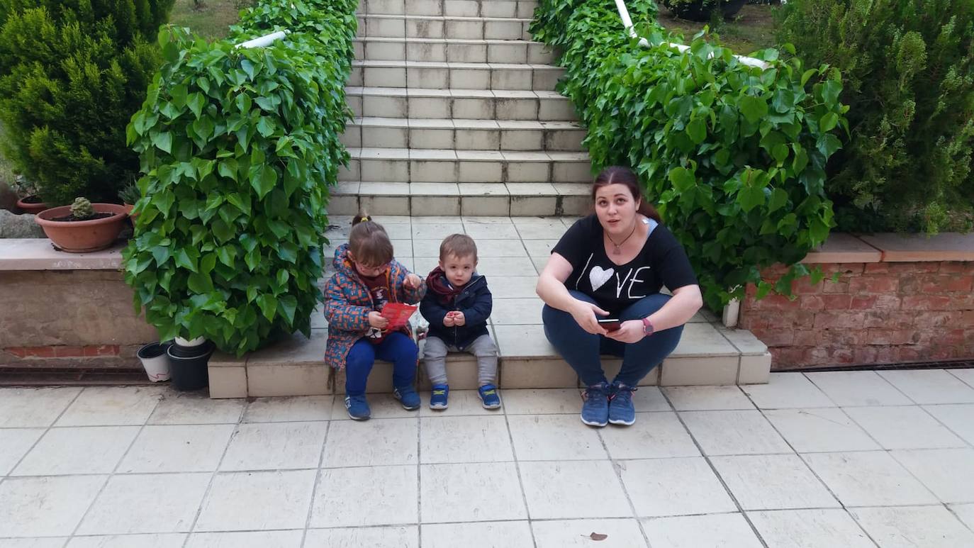 La semana pasada Rincón de Olivedo celebró San Pedro Mártir de Verona. El programa incluyó misa por Facebook, disfraces, gincana, ronda, almuerzo y 'pobre de mí' en los balcones.