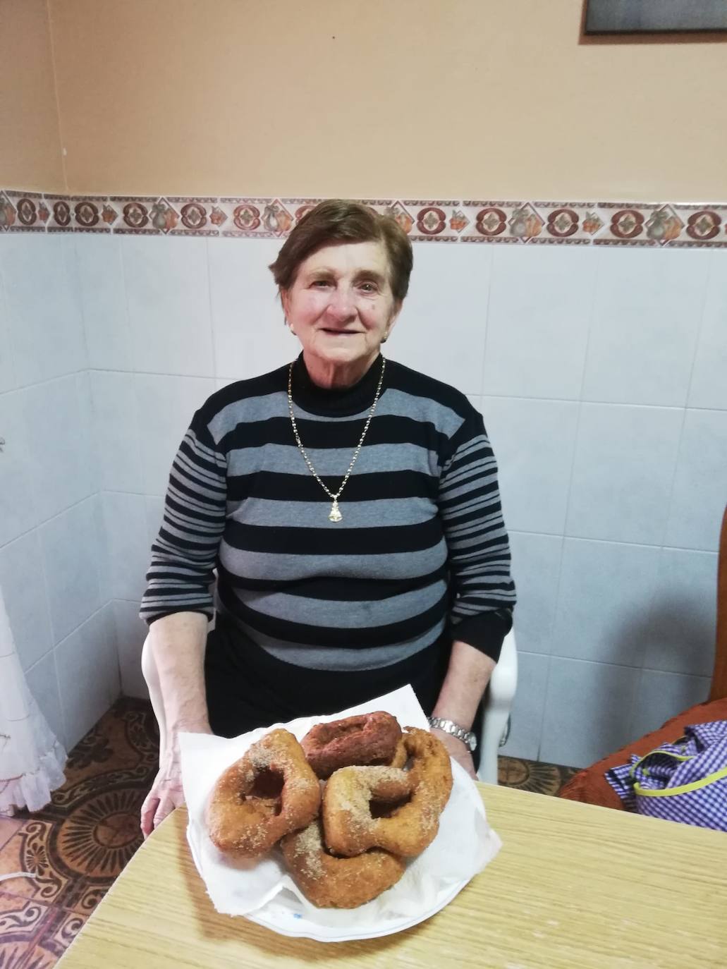 La semana pasada Rincón de Olivedo celebró San Pedro Mártir de Verona. El programa incluyó misa por Facebook, disfraces, gincana, ronda, almuerzo y 'pobre de mí' en los balcones.