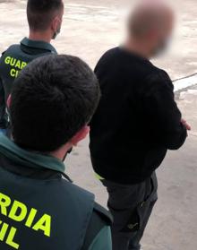 Imagen secundaria 2 - Detenido con droga tras saltarse el confinamiento e intentar eludir un control