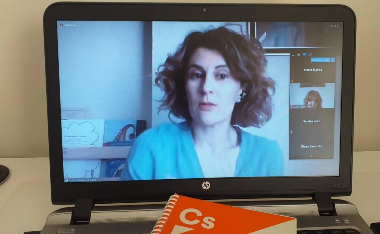 Cs afea a Hermoso que «ni se moleste» en consultar con la oposición