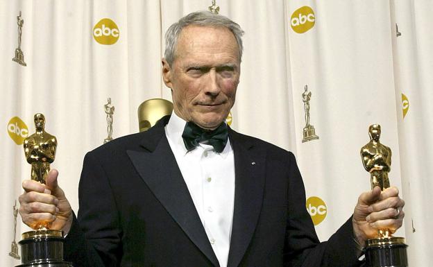 Imagen principal - Eastwood ganó los Oscar a mejor película y director por 'Million Dollar Baby' en 2005. Con Meryl Streep en 'Los puentes de Madison' y como El Hombre sin Nombre en 'Por un puñado de dólares'. 