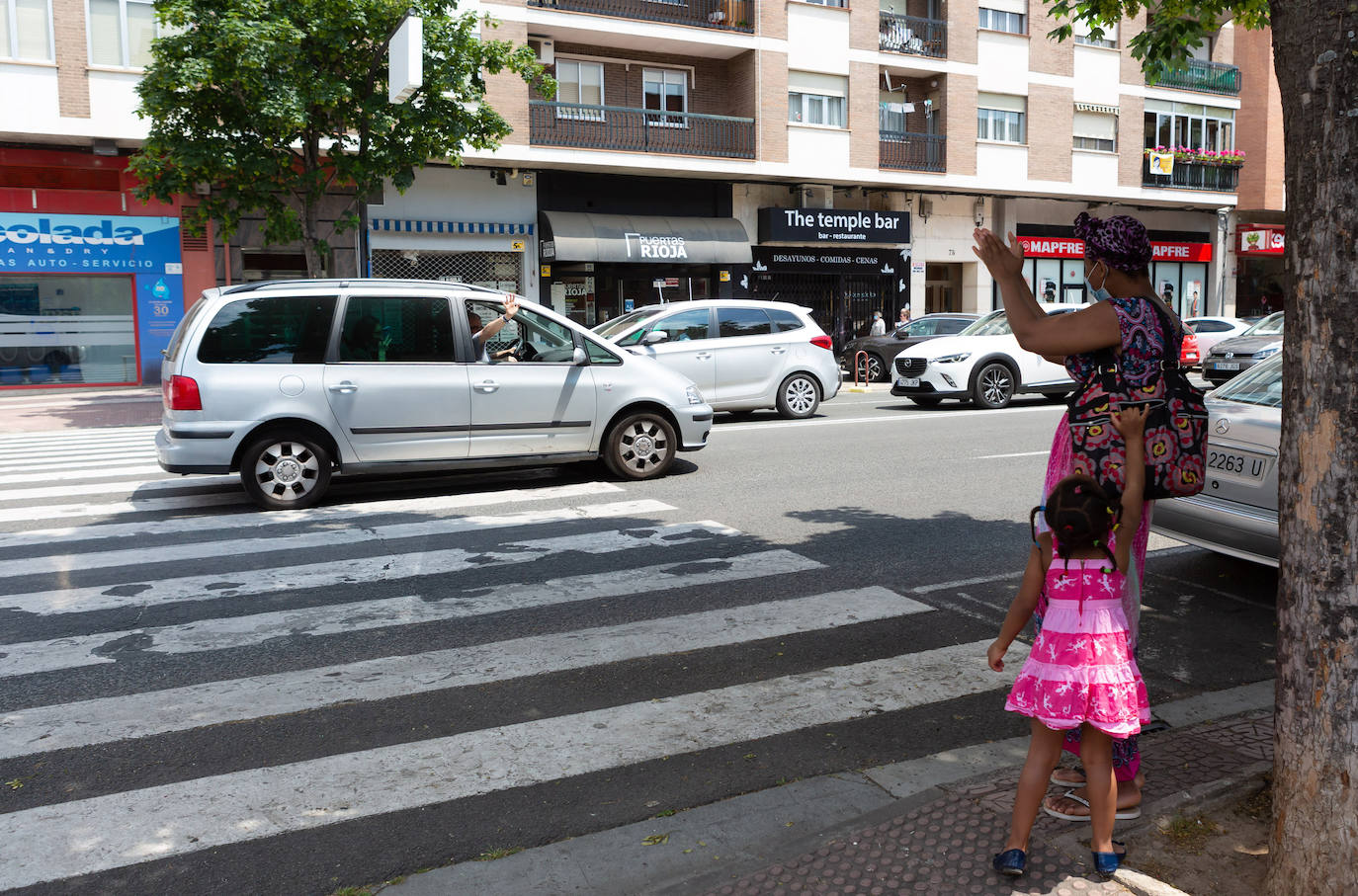 Según la organización, unos 2.000 vehículos han participado en la manifestación