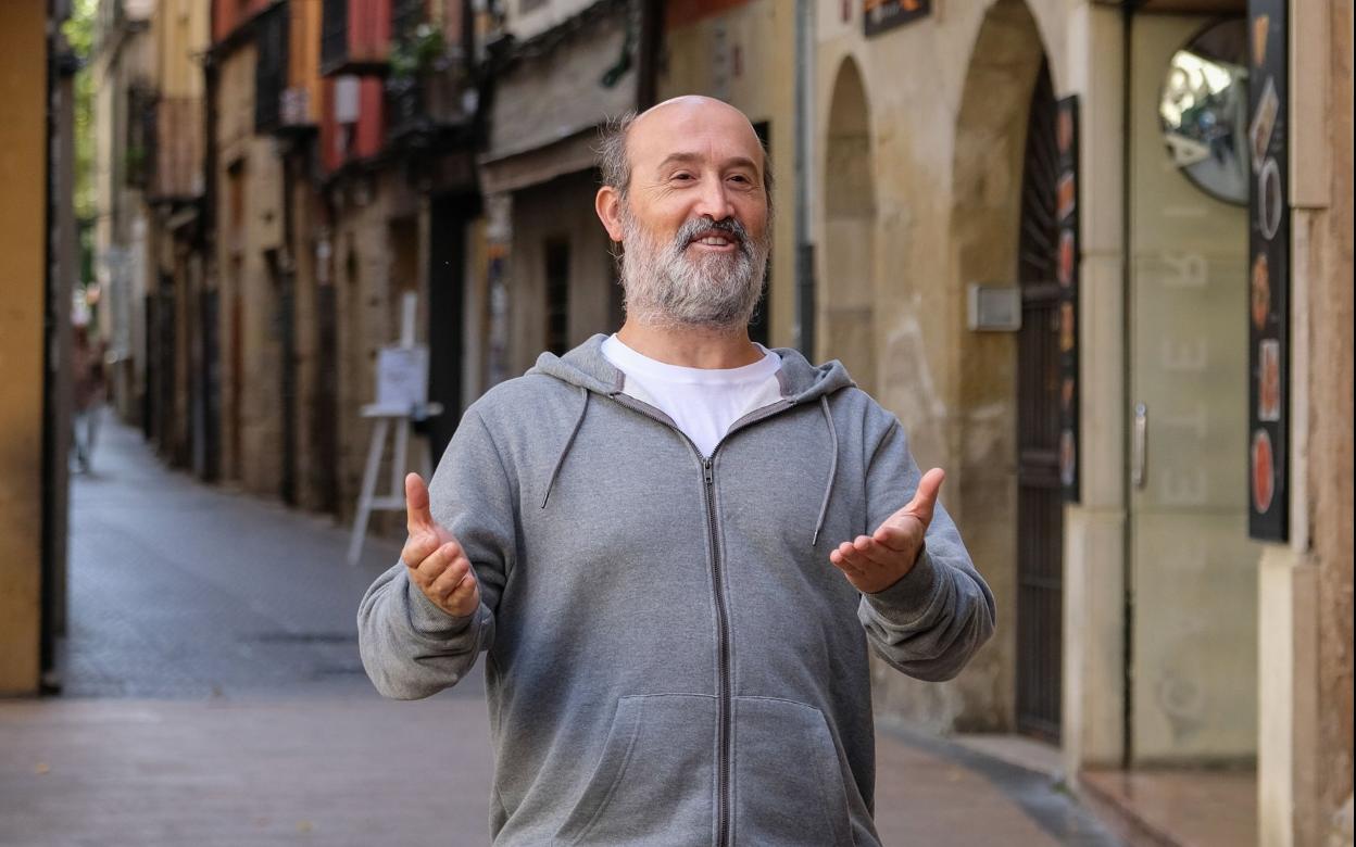 El actor Javier Cámara, durante un rodaje reciente en Logroño. 