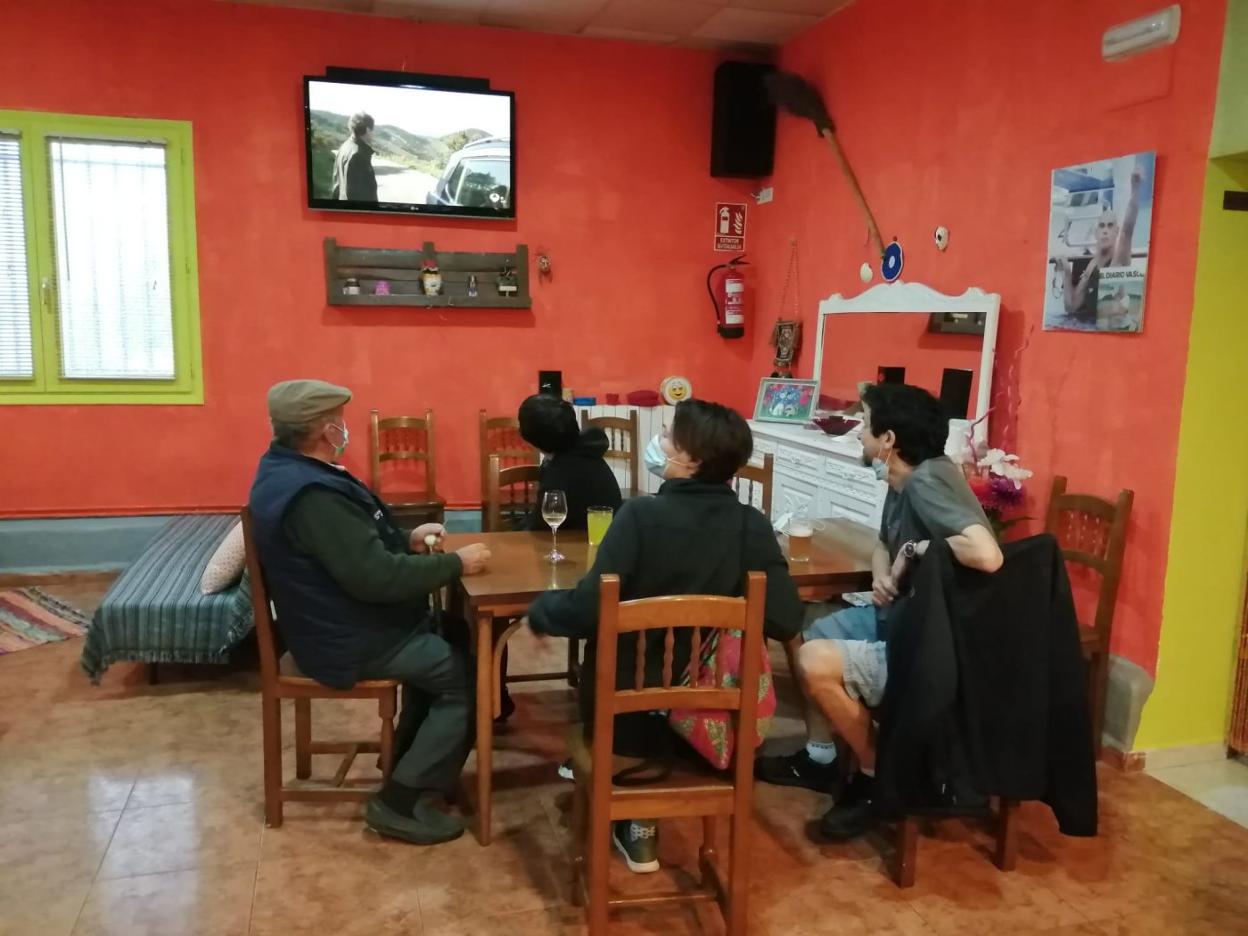 Ciriñuela reabre su bar Las Candelas