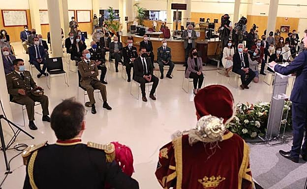 Imagen principal - Logroño conmemora San Bernabé con un reconocimiento general a su ciudadanía por resistir como en 1521