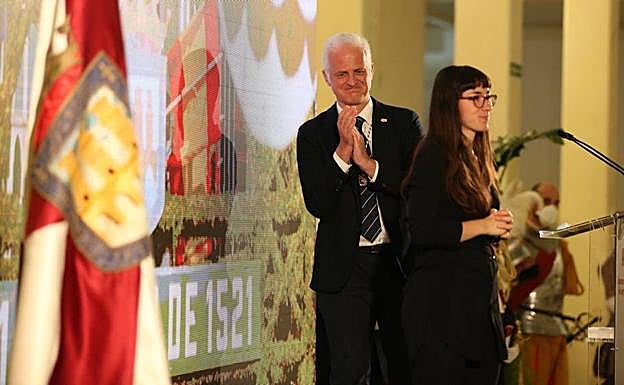 Imagen principal - Logroño conmemora San Bernabé con un reconocimiento general a su ciudadanía por resistir como en 1521