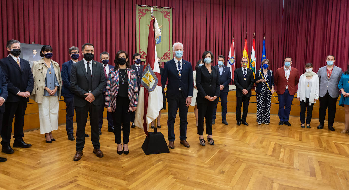 El Consistorio ha reconocido la responsabilidad «ejemplar» de la ciudadanía logroñesa en este estado de alarma y el trabajo de los sanitarios, de las fuerzas y los cuerpos de seguridad, así como de los empleados públicos. 