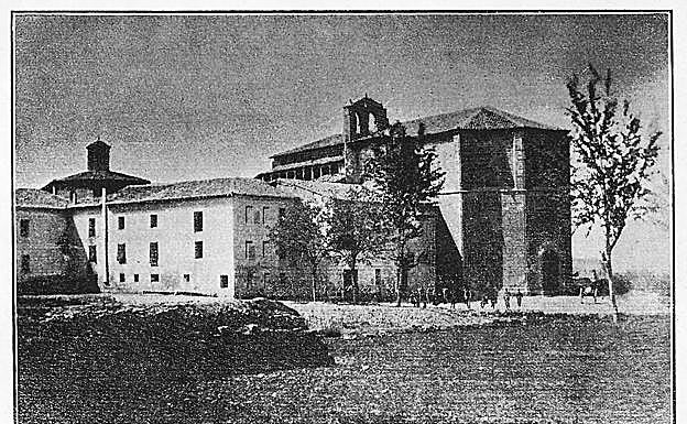 p Convento de Valvuena en 1870, cuando se había convertido en cuartel. 