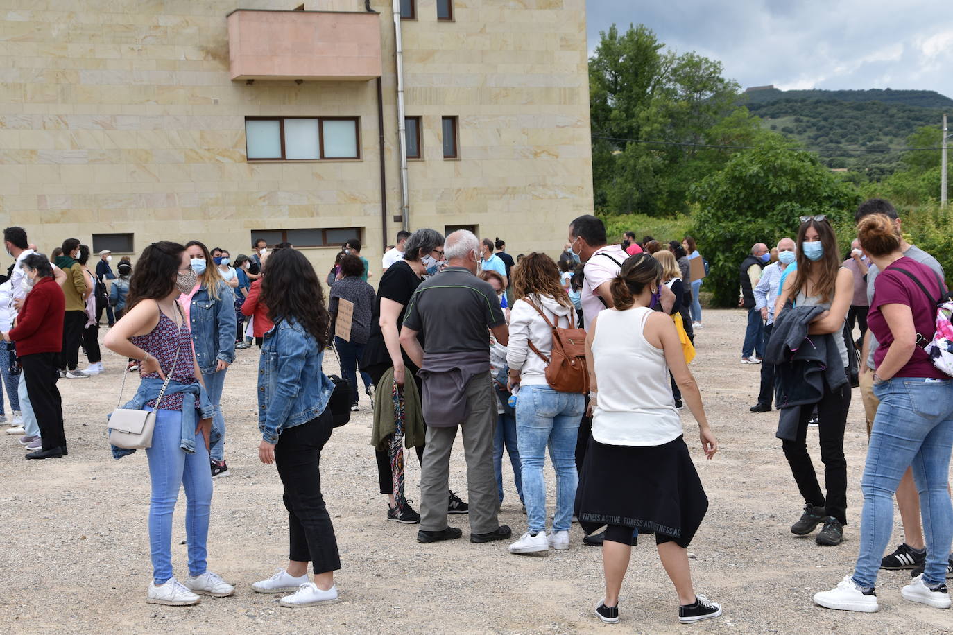 Ha tenido lugar en la explanada del aparcamiento del Ayuntamiento de Molinos de Ocón