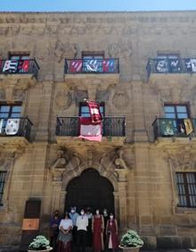 Imagen secundaria 2 - El espíritu medieval permanece en Briones