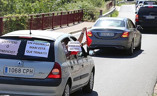 Los vecinos de El Cortijo vuelven a pedir la apertura de sus piscinas