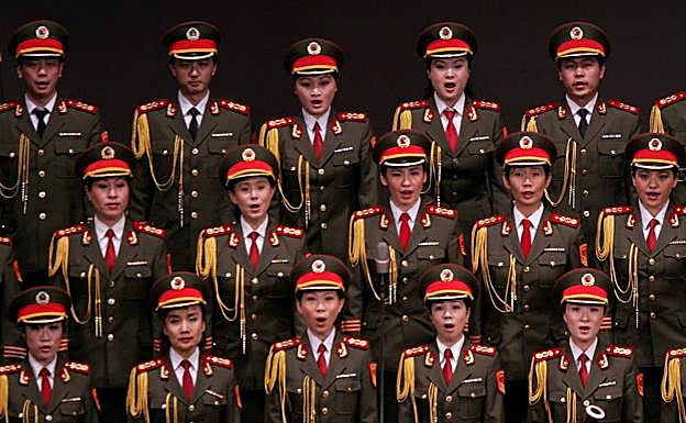 China aprueba el uso interno en su Ejército de una vacuna contra el virus