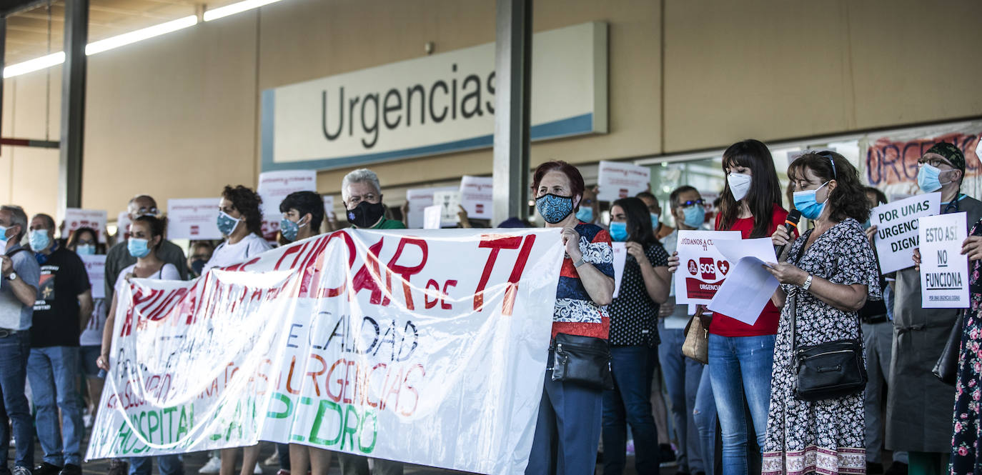 Los trabajadores pidieron este lunes la contratación de más personal y espacios más adecuados