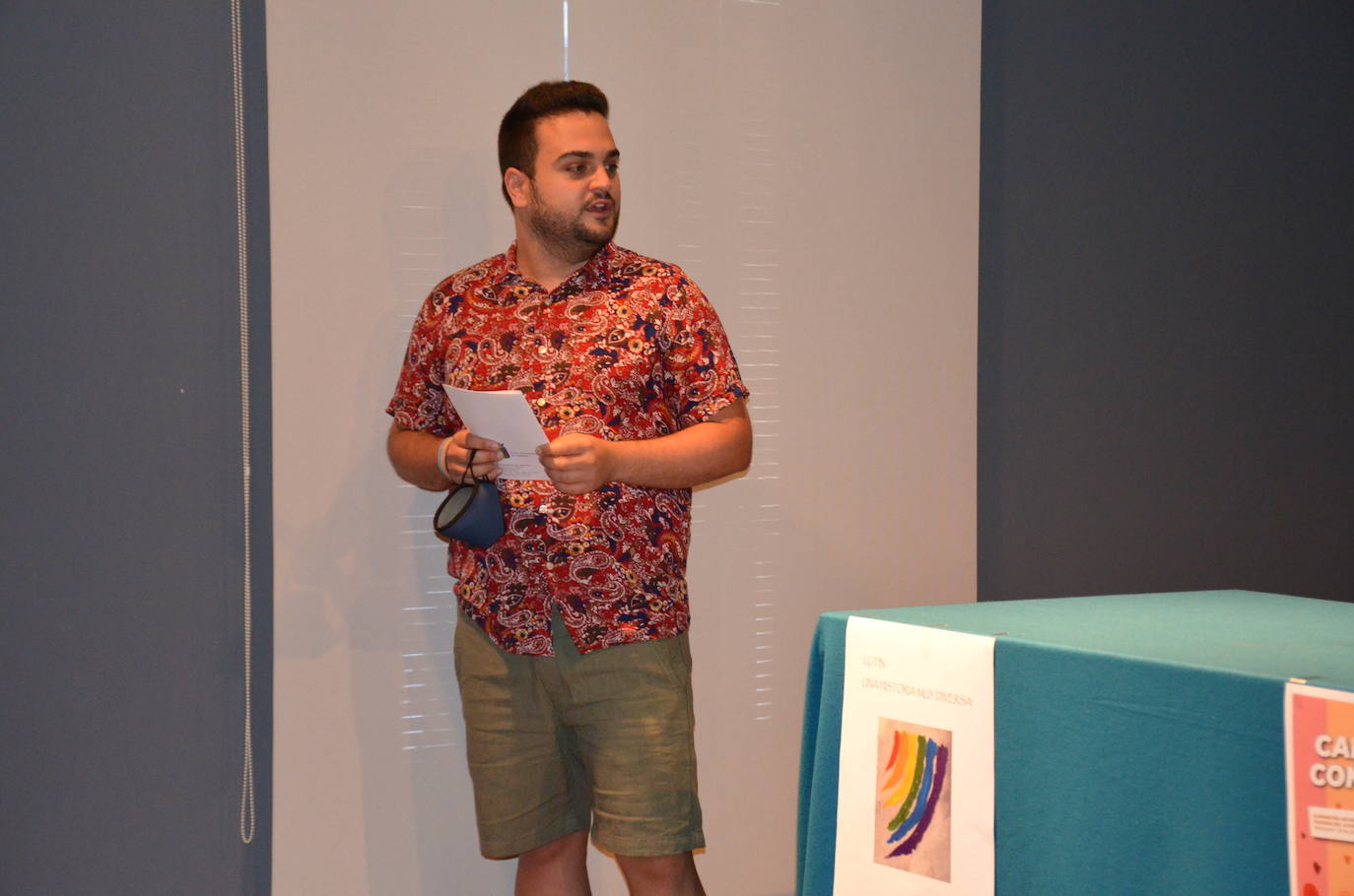 Fotos: Exposición &#039;LGTBI. Una historia muy diversa&#039;, en Calahorra