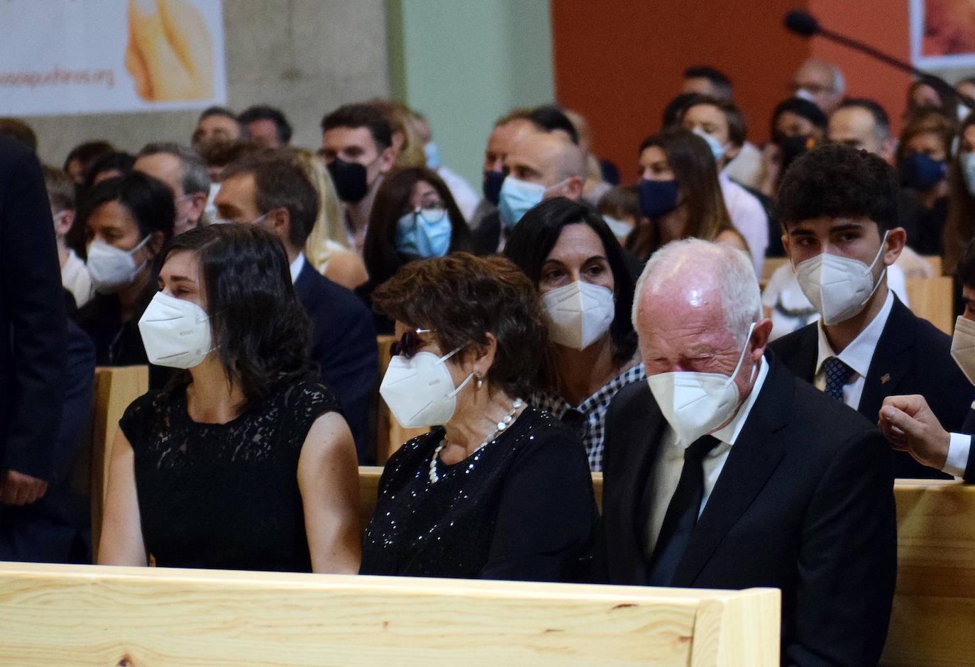 El emotivo funeral por el jefe de los GAR se ha celebrado en la iglesia de Nuestra señora de Valvanera, en Logroño