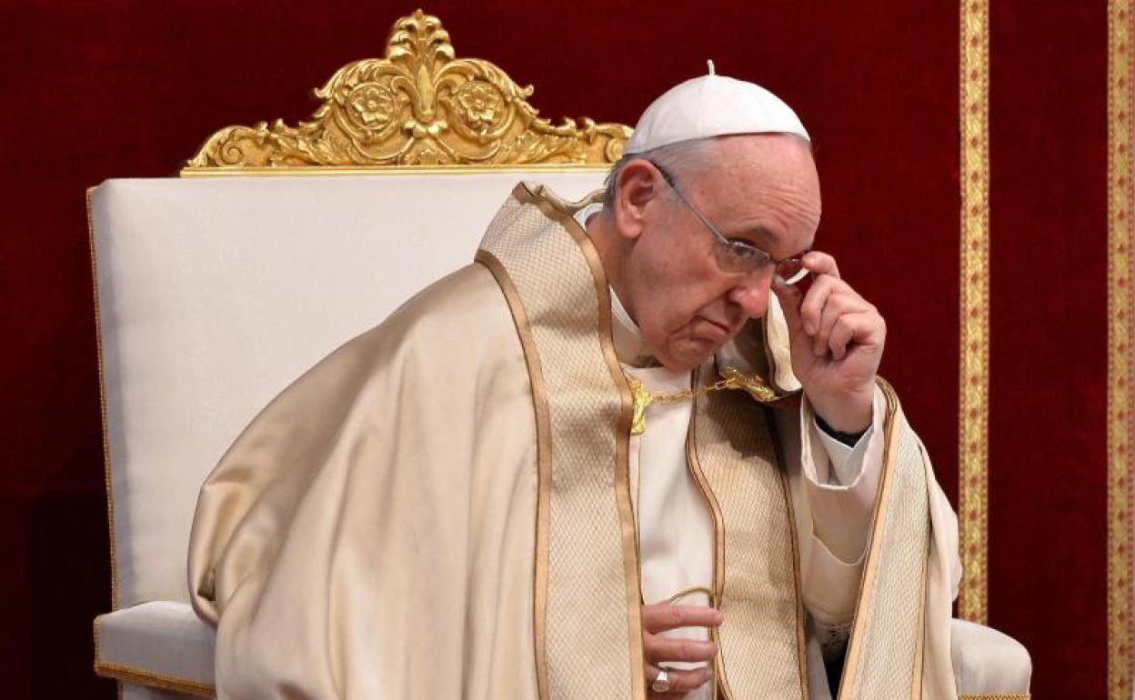 El papa Francisco durante una misa en la basílica de San Pedro, en el Vaticano. 