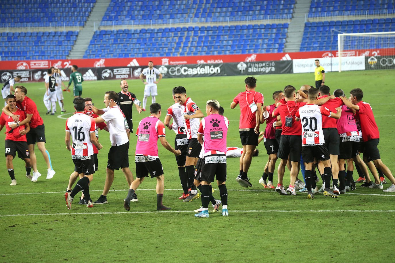 Los de Sergio Rodríguez ascienden a Segunda División tras superar al Castellón en la tanda de penaltis