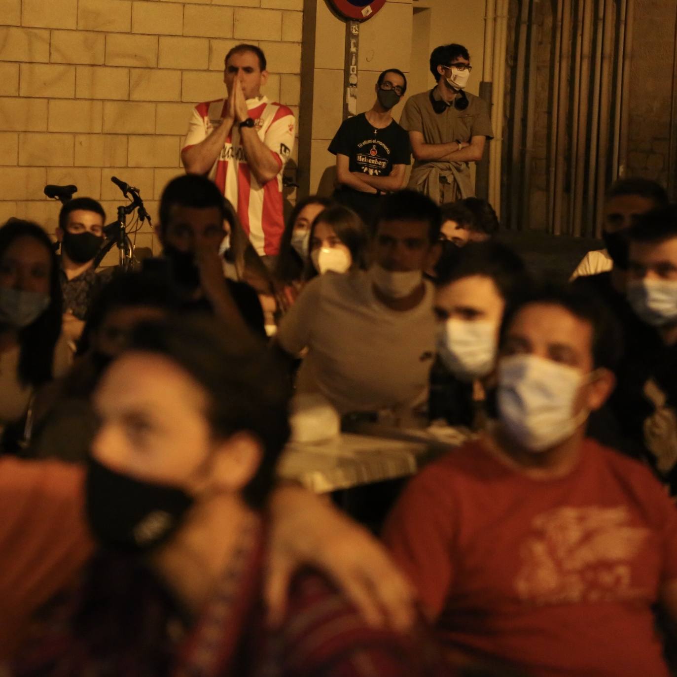 Fotos: Los penaltis, en la calle: agonía y delirio