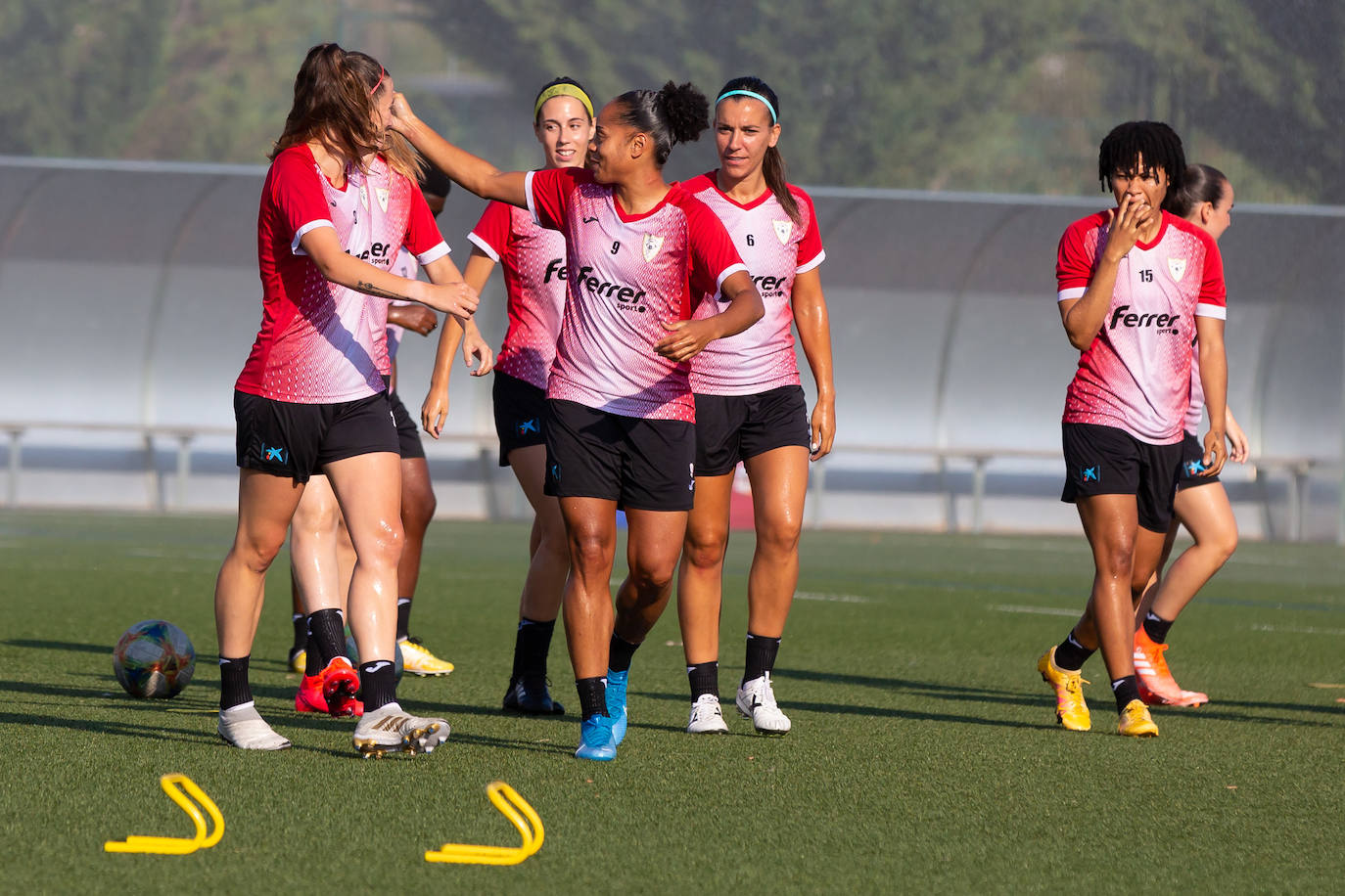 Las logroñesas iniciaron este lunes la pretemporada con un proyecto ilusionante y reconocido, pero con las incertidumbres que genera el coronavirus