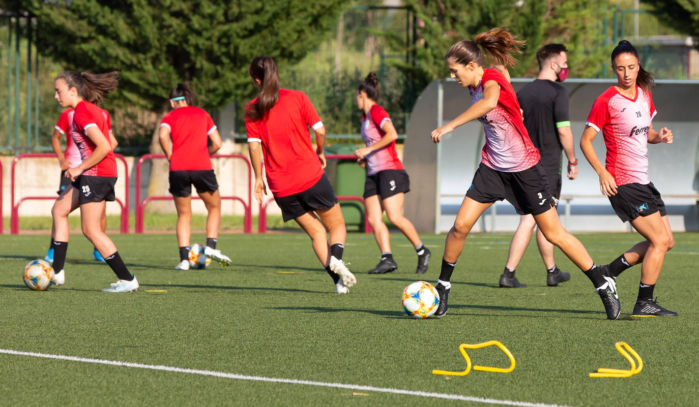 Las logroñesas iniciaron este lunes la pretemporada con un proyecto ilusionante y reconocido, pero con las incertidumbres que genera el coronavirus