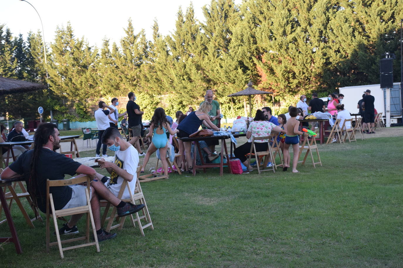 Las instalaciones deportivas se han convertido en un lugar muy frecuentado en el actual periodo estival 