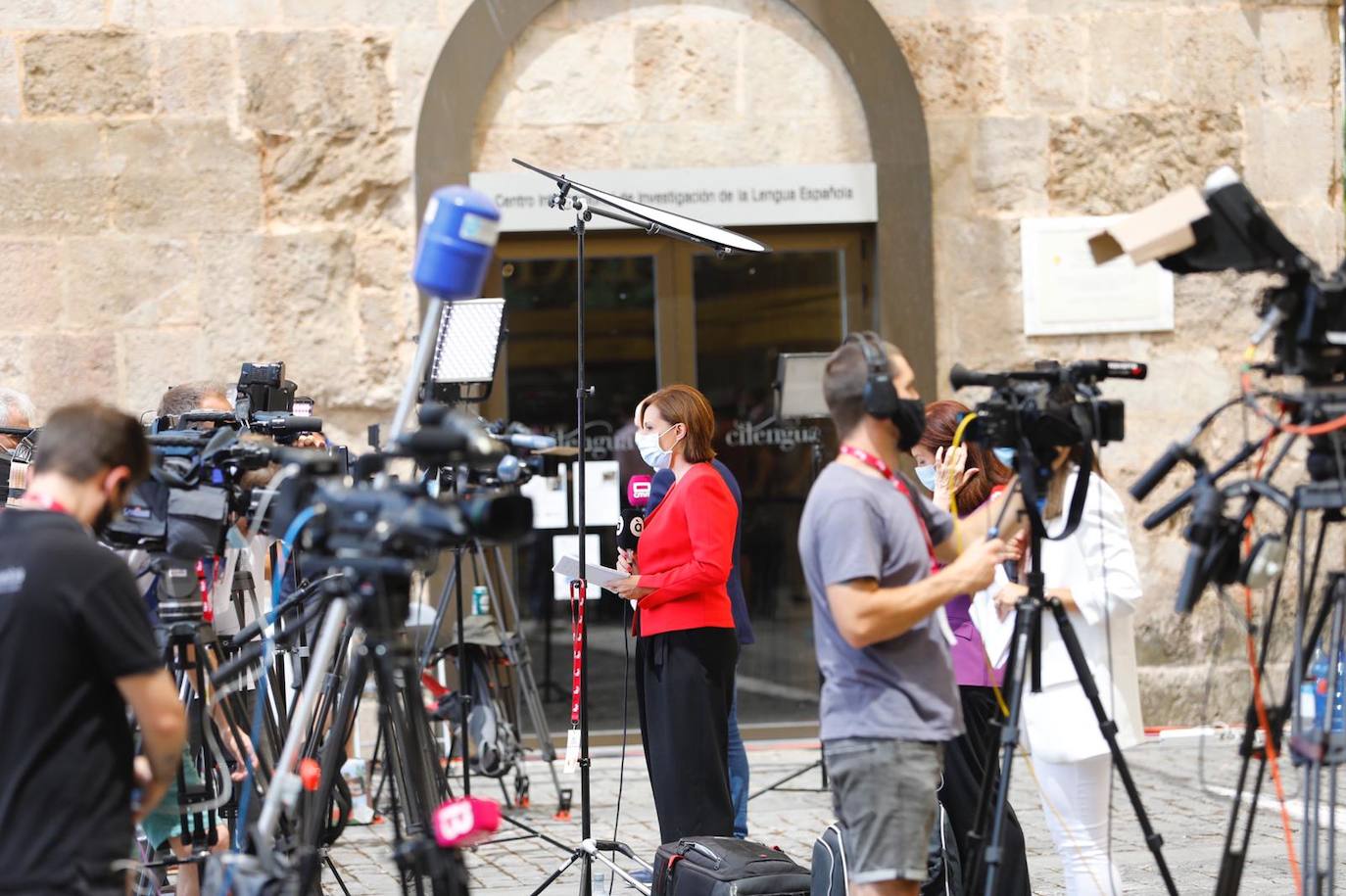 Ordenadores, cámaras y micrófonos en San Millán