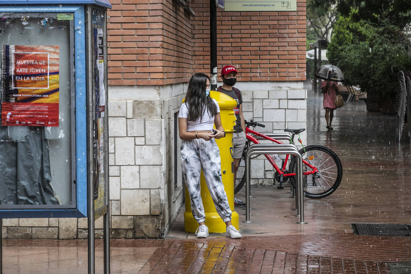 La capital riojana sufrió una fuerte tormenta este miércoles desde las dos a las tres de la tarde