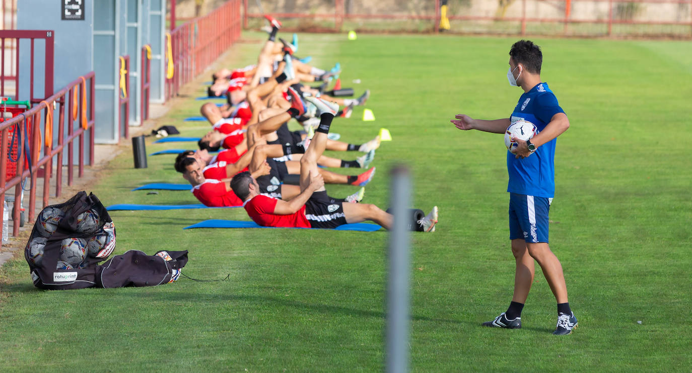 El equipo ha realizado este jueves su primer entrenamiento