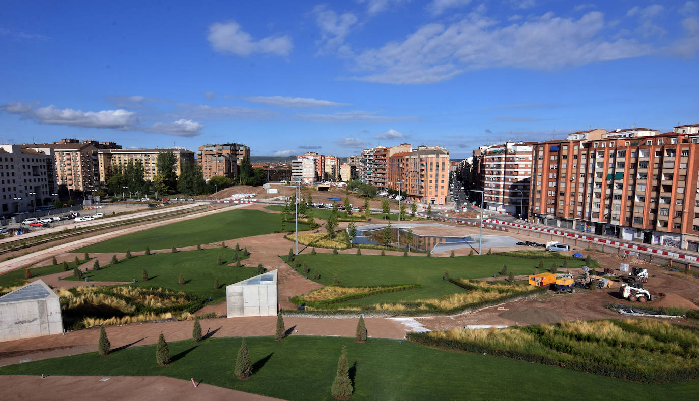 Fotos: Recta fnal para la nueva estación de autobuses de Logroño