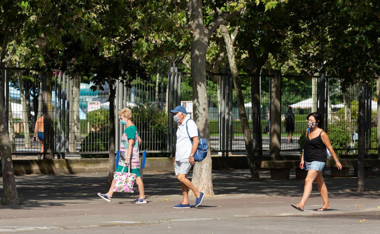 La pandemia se dispara con 335 casos más en una semana y vuelve a los datos de abril