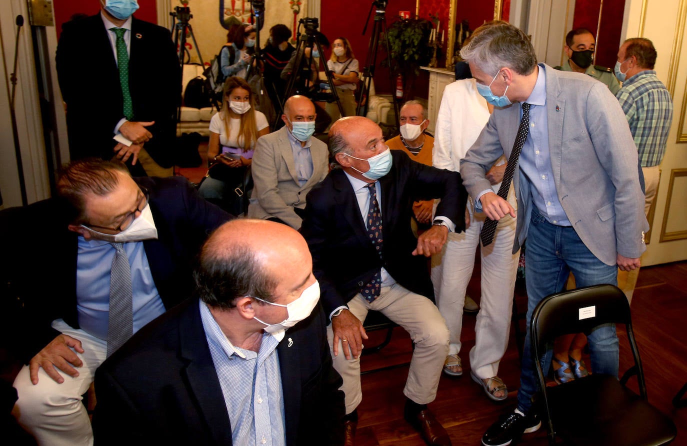 El nuevo consejero de Transición Ecológica y Sostenibilidad del Gobierno de La Rioja, Alex Dorado, ha apostado este martes por aprovechar la oportunidad que brindan los fondos europeos vinculados al Pacto Verde «para transformar la economía y hacer crecer» a la comunidad riojana. 