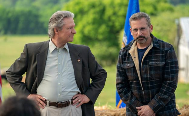 Chris Cooper y Steve Carell, candidato y estratega, en 'Un plan irresistible'.