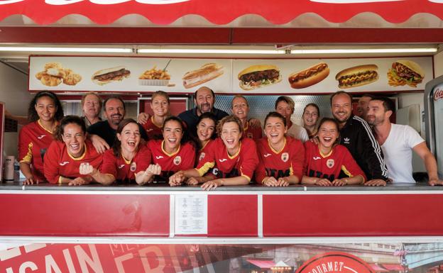 El equipo de chicas protagonista de '¡Va por nosotras!'.