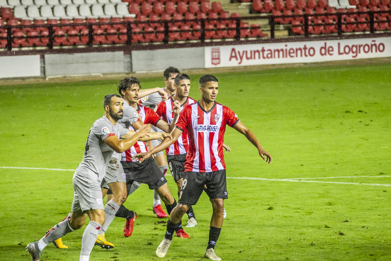 Los blanquirrojos se han impuesto al bloque vizcaíno en su segundo amistoso de la pretemporada