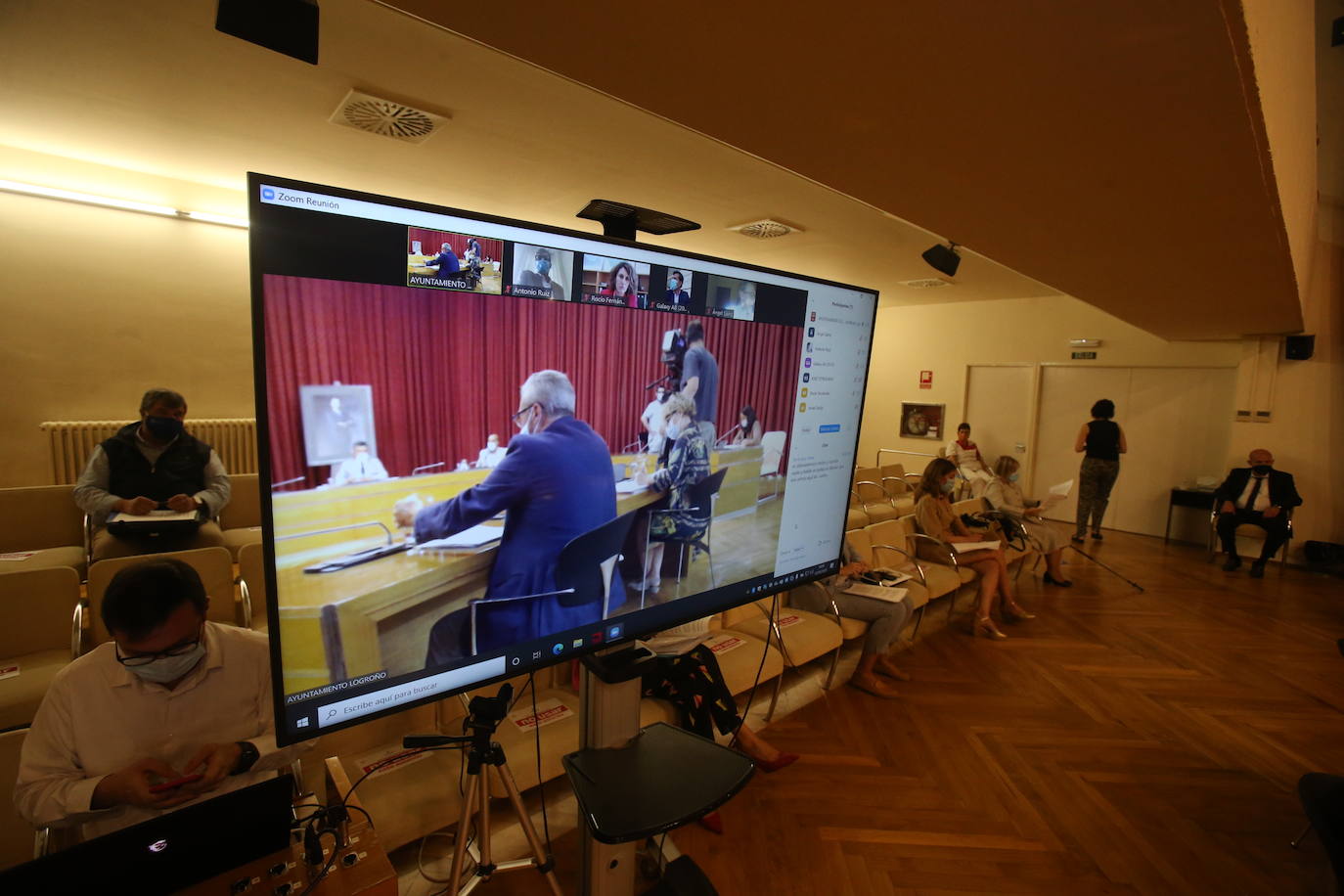 Imágenes del Pleno ordinario de septiembre del Ayuntamiento de Logroño.