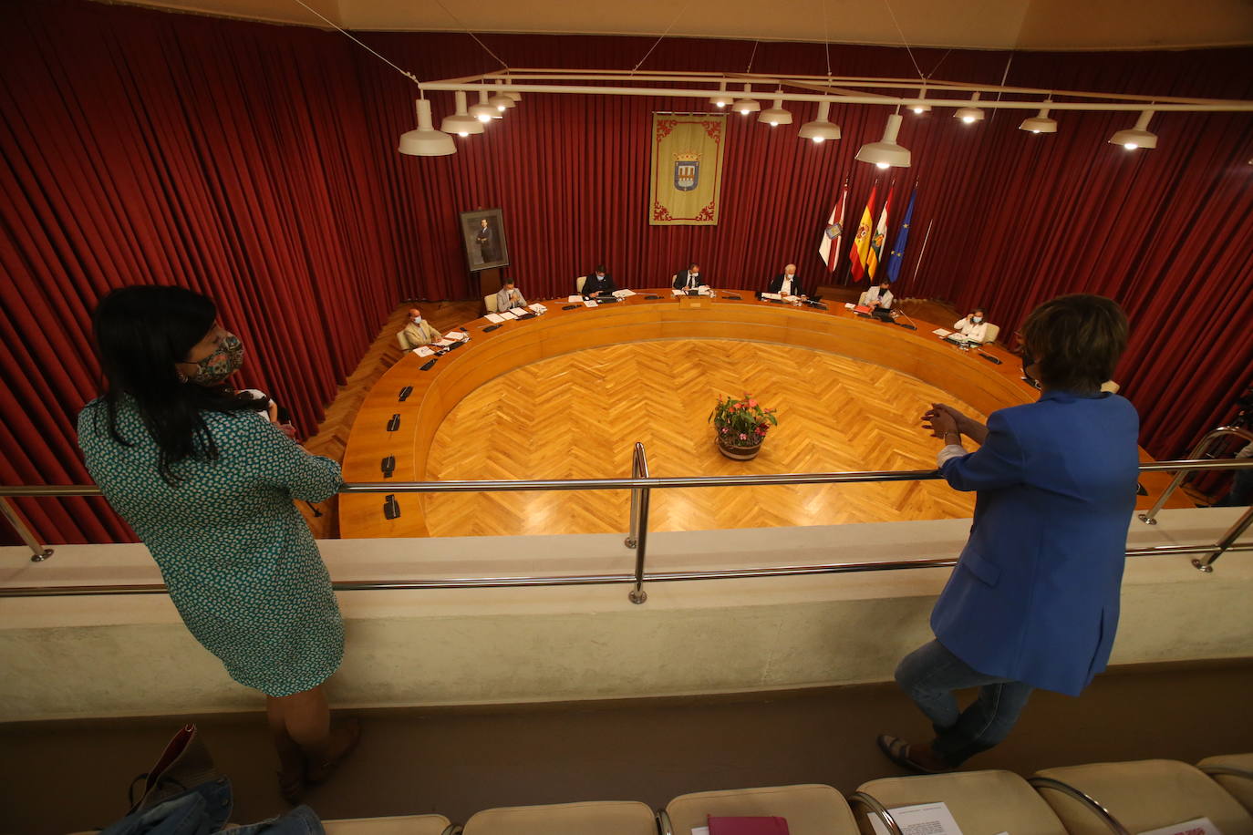 Imágenes del Pleno ordinario de septiembre del Ayuntamiento de Logroño.