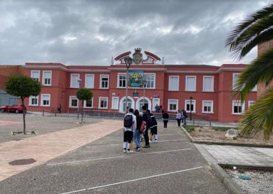 Imagen secundaria 1 - Ilusión y normalidad en la vuelta al cole en Haro