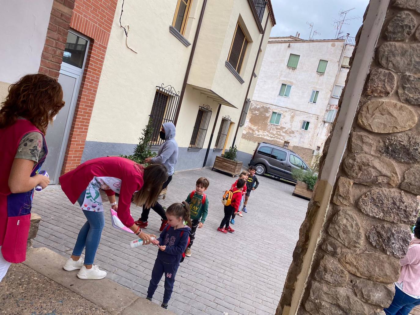 Fotos: Normalidad en la vuelta al cole del CRA Moncalvillo