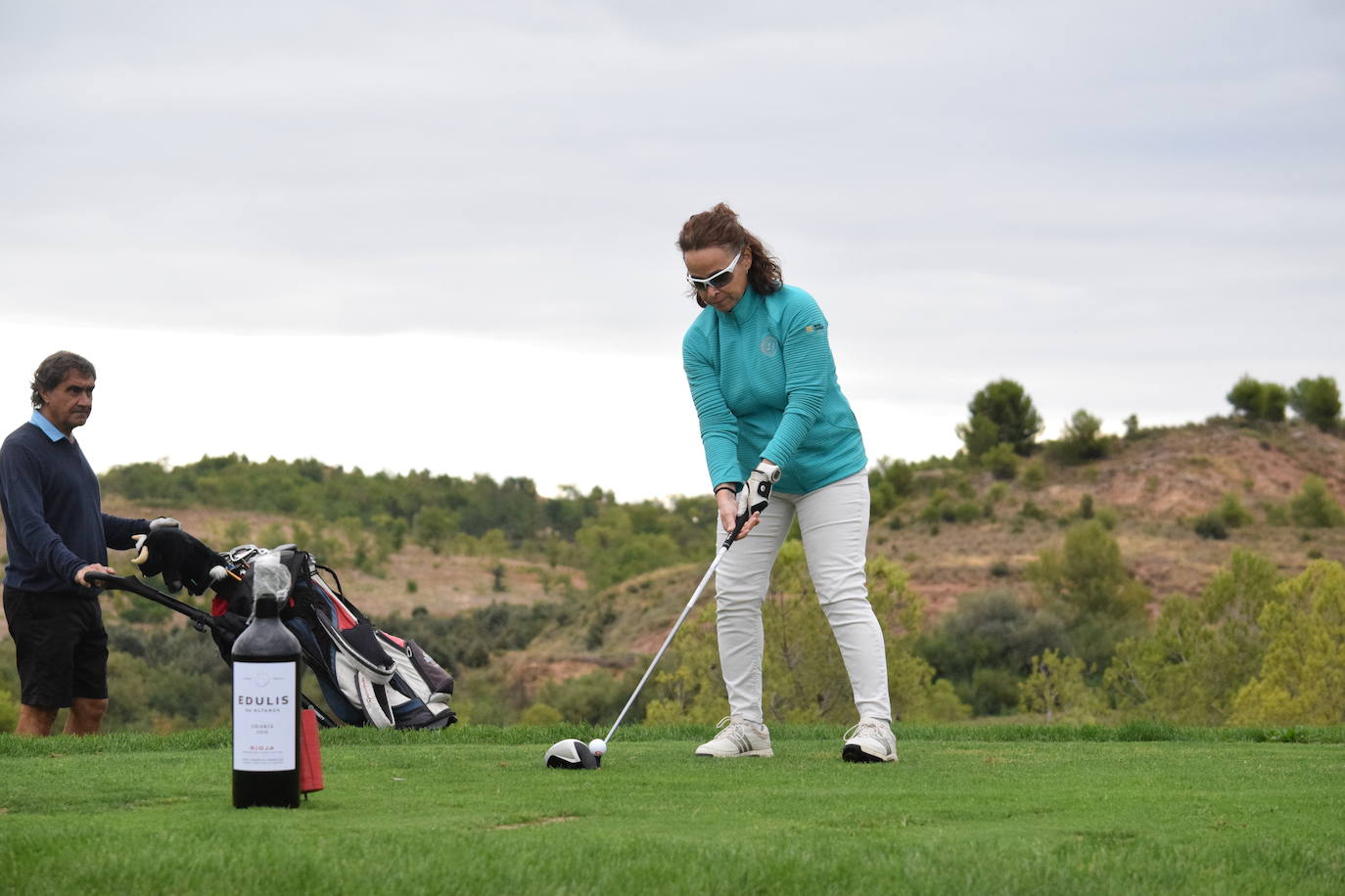 Los jugadores disfrutaron de una nueva jornada de golf en el Torneo Bodegas Altanza, de la Liga de Golf y Vino.