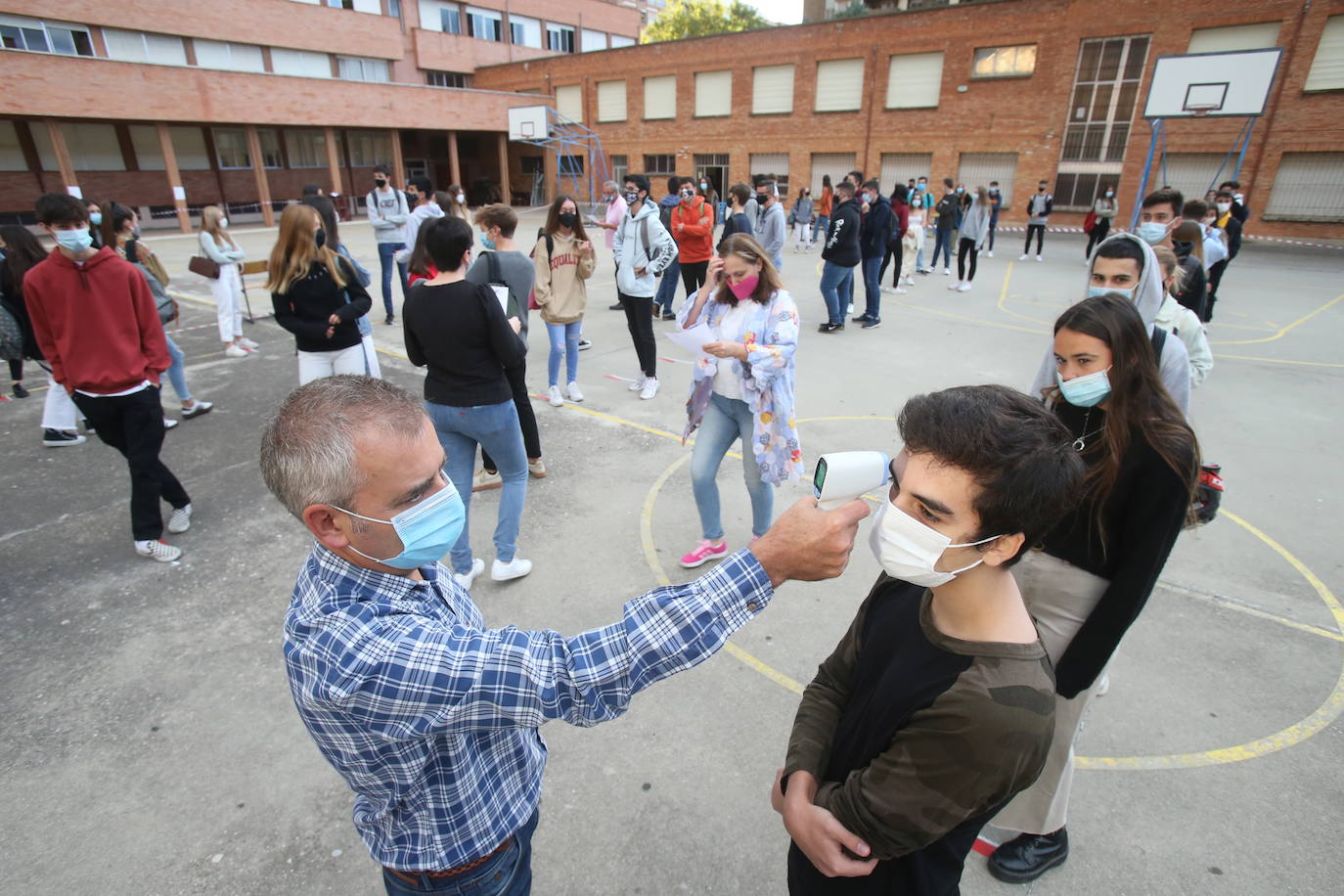 Fotos: Vuelta al cole en Logroño