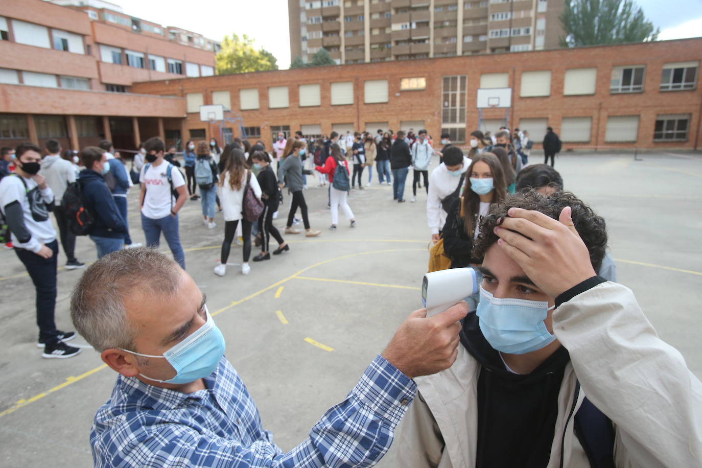 Fotos: Vuelta al cole en Logroño