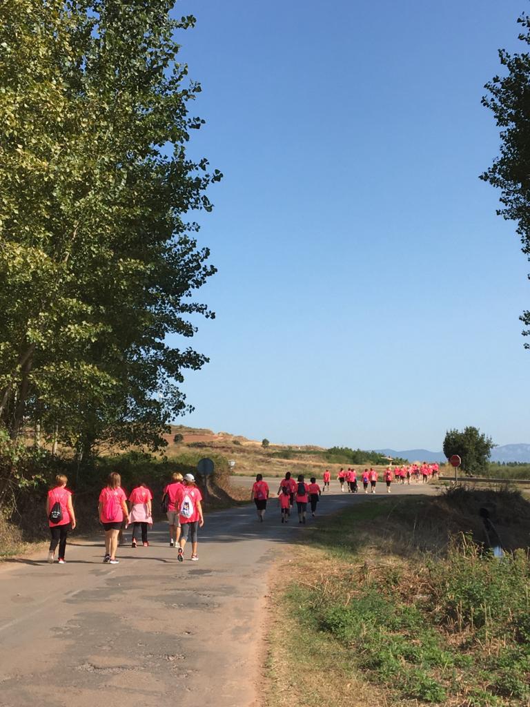 La cita ha estado organizada por el Ayuntamiento en colaboración con la AECC y la Ampa del colegio de la localidad