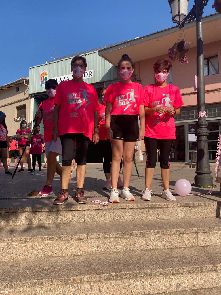 La cita ha estado organizada por el Ayuntamiento en colaboración con la AECC y la Ampa del colegio de la localidad