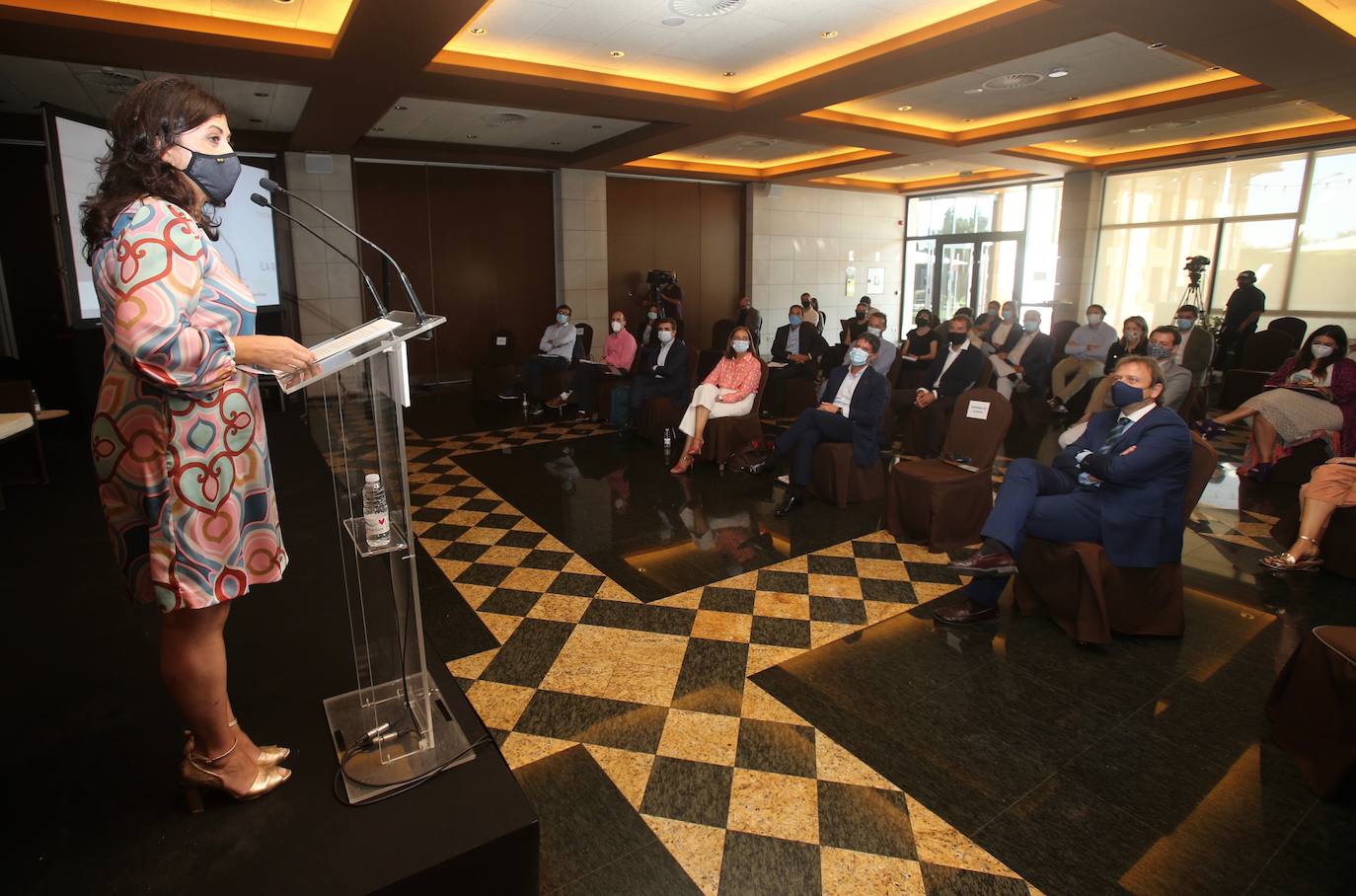 La jornada se ha centrado en las oportunidades ante las que se encuentra el sector del vino, con nuevos canales de comunicación con el cliente