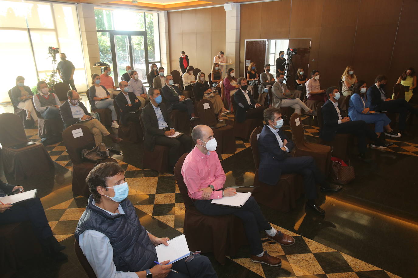 La jornada se ha centrado en las oportunidades ante las que se encuentra el sector del vino, con nuevos canales de comunicación con el cliente