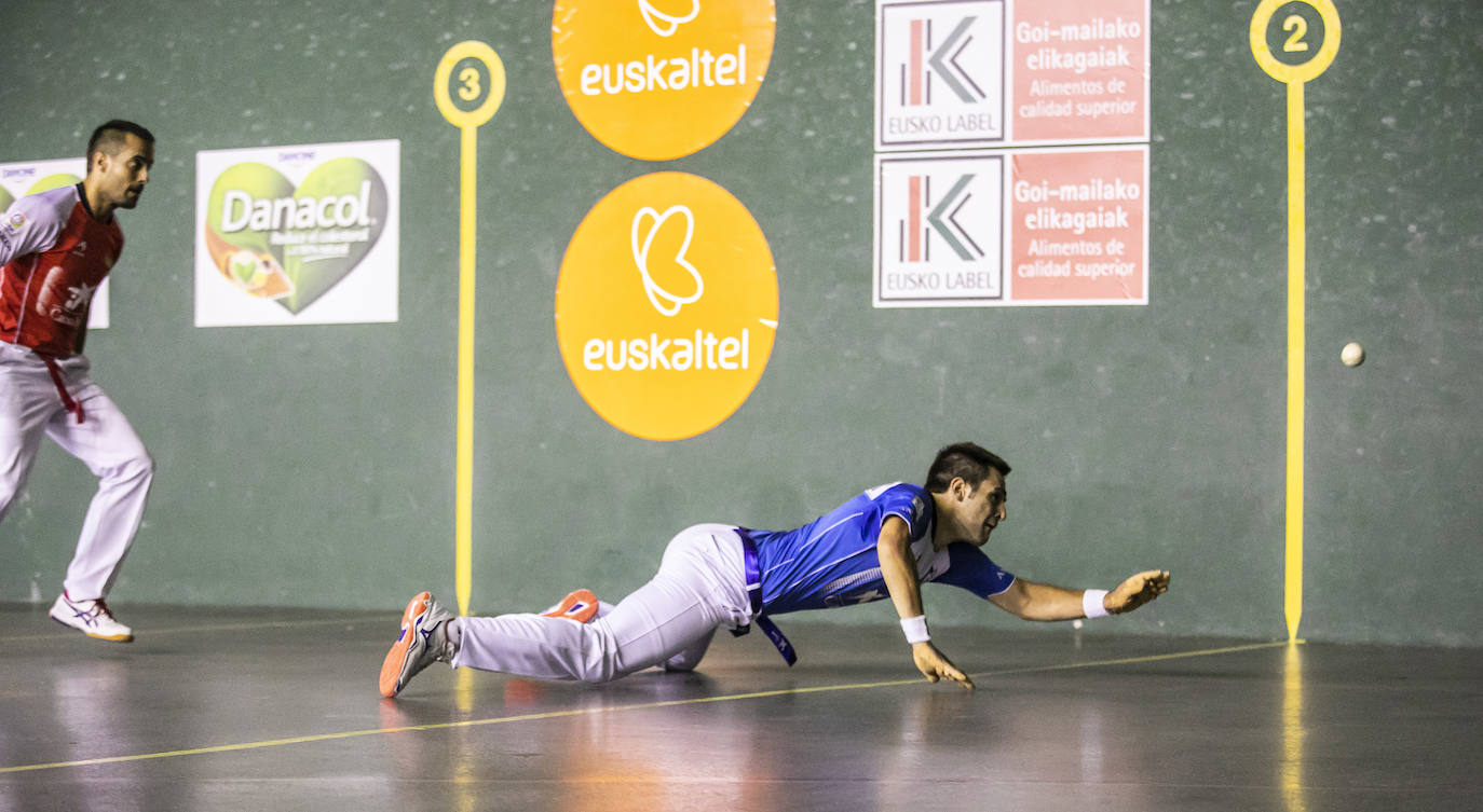 En el partido estelar, Bengoetxea y Martija doblegaron (22-20) a Elezkano y Aretxabaleta