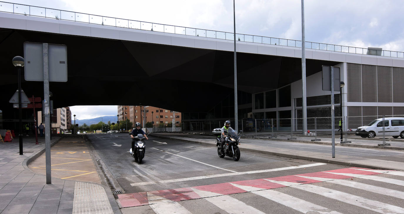 Fotos: Abierto el paso bajo la cúpula de la estación de Logroño