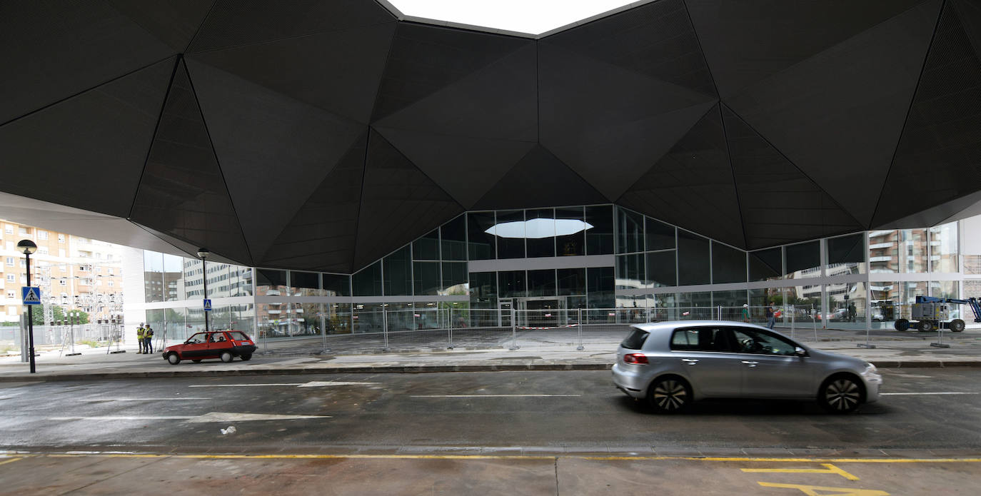 Fotos: Abierto el paso bajo la cúpula de la estación de Logroño